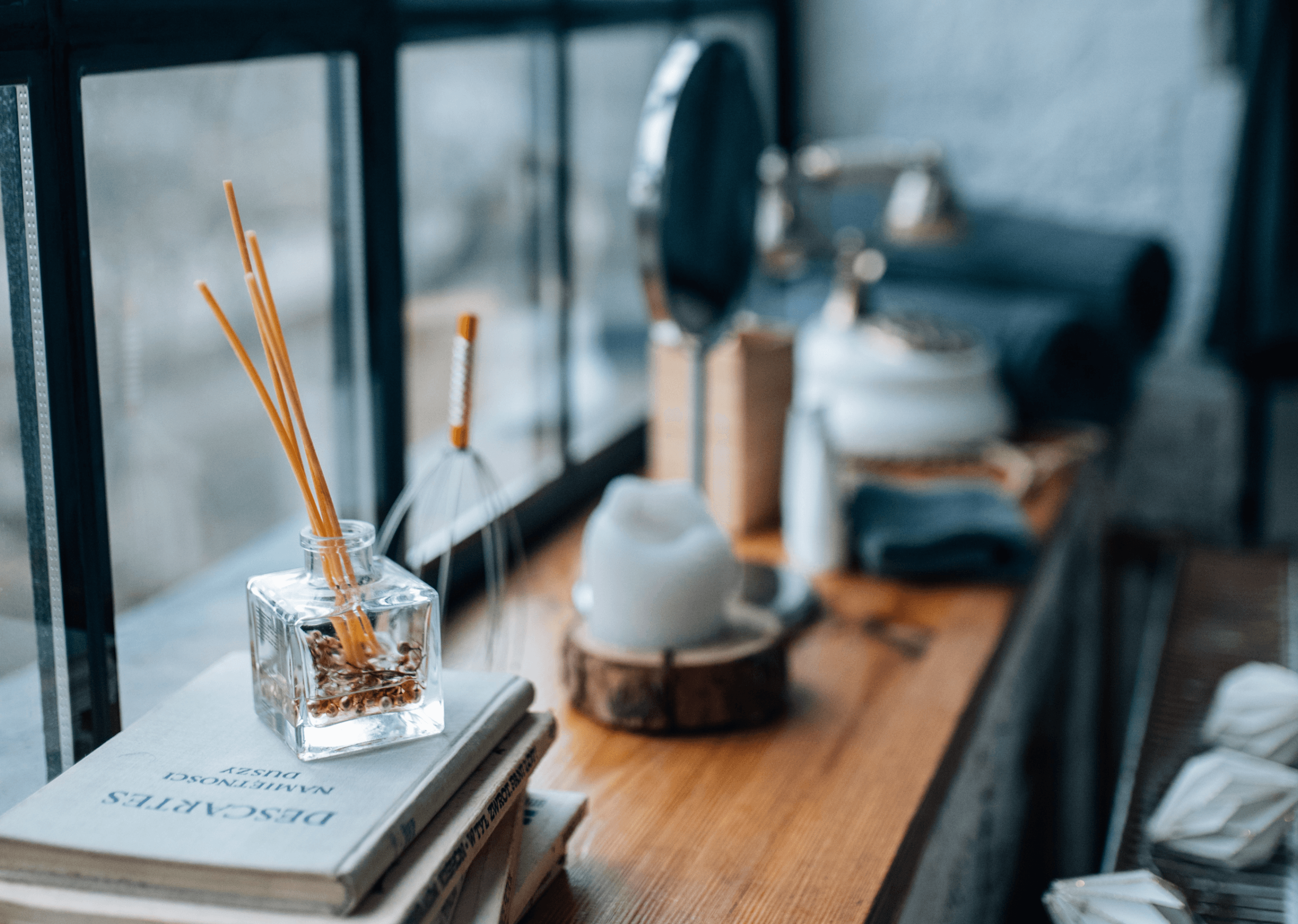 Photo by @thevoncomplex https://unsplash.com/@thevoncomplex